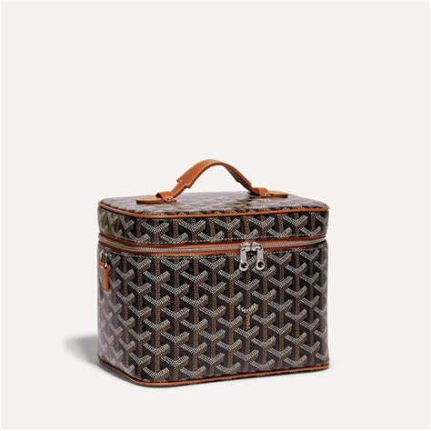 goyard muse vanity case price 2023